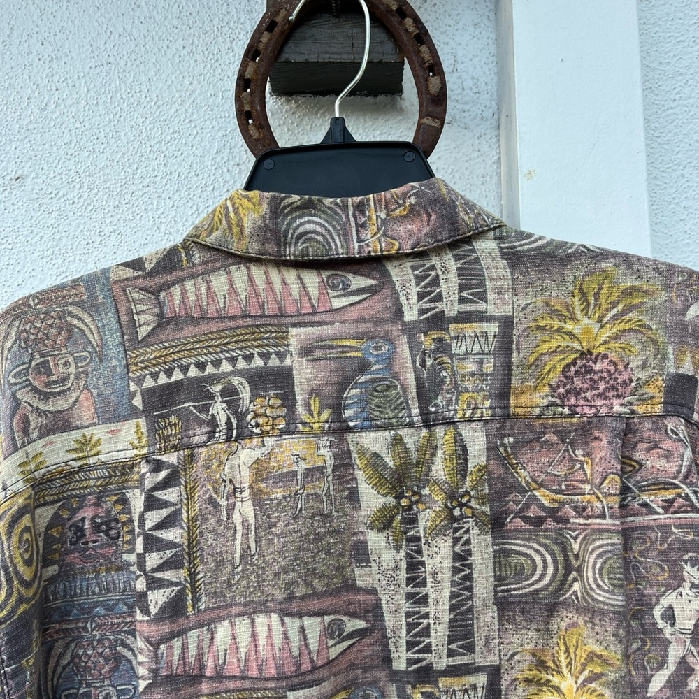 Vintage 1995 Men's Patagonia Hawaii Cropped Button Up Shirt (Medium) - Picture 5 of 5